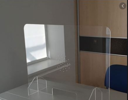 Magal-covid-19: des plexiglass séparent les marabouts et les talibés
