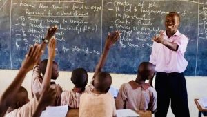 Éducation : Vers la régularisation de la situation des enseignants décisionnaires