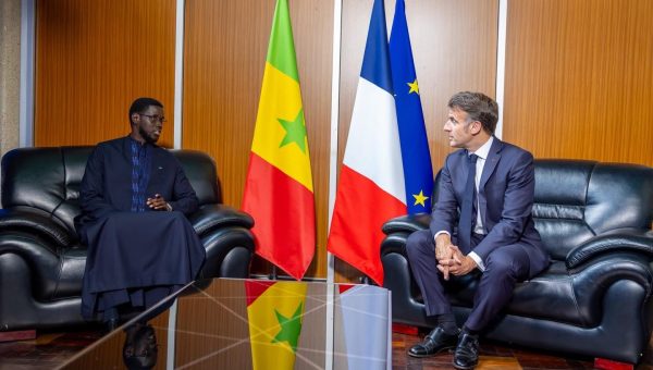 Sommet Africa Forward : Entretien entre les Présidents FAYE et MACRON, à Nairobi