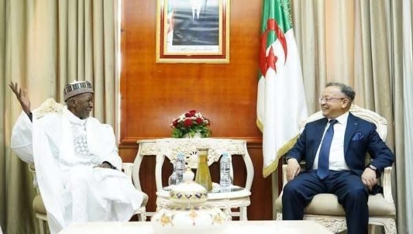 Algérie : Le Khalife Cheikh Mahi Niass reçu par le ministre de l&rsquo;Enseignement Supérieur