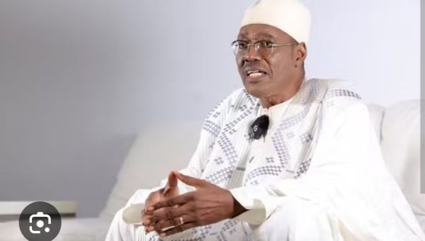 Présidentielle au Cameroun : Issa Tchiroma Bakary revendique la victoire face à Paul Biya