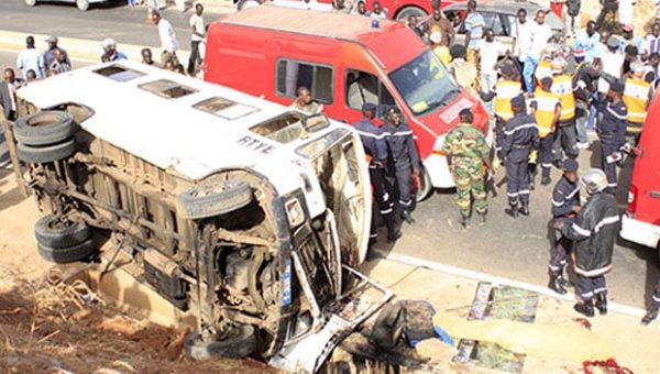 Gandigal : 2 morts et 1 blessé après le dérapage d&rsquo;un car « Ndiaga Ndiaye »