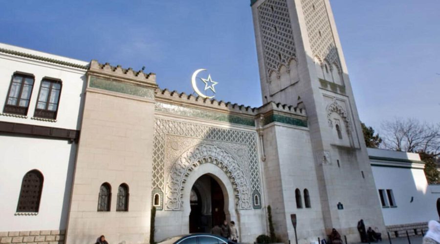 France: ce que l&rsquo;on sait sur l&rsquo;interpellation de « l&rsquo;imam radicalisé » expulsé vers Dakar